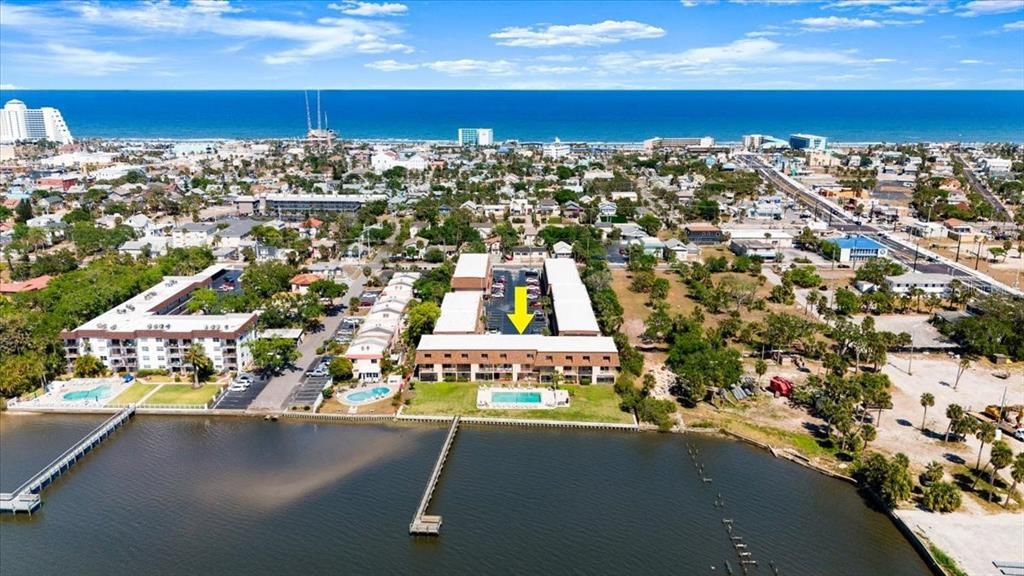 For Sale: $239,999 (2 beds, 2 baths, 1364 Square Feet)