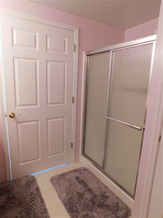 待售: $189,000 (1 贝兹, 2 浴室, 929 平方英尺)