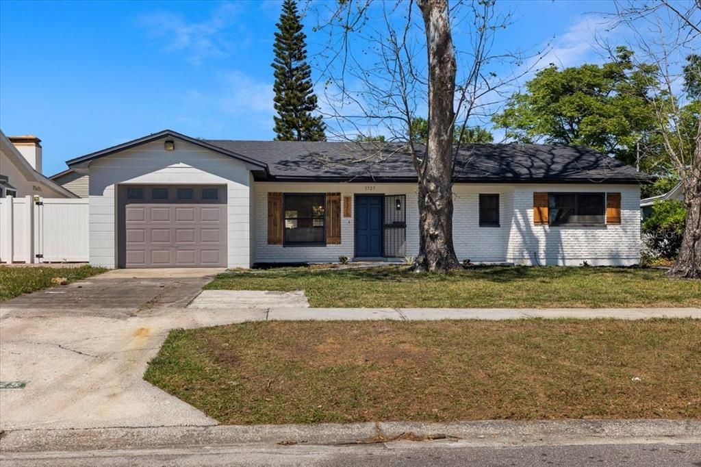 Недавно продано: $485,000 (3 спален, 2 ванн, 1493 Квадратных фут)