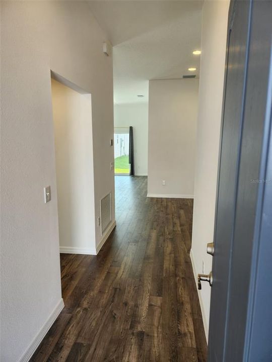 出租: $1,799 (2 贝兹, 2 浴室, 1000 平方英尺)