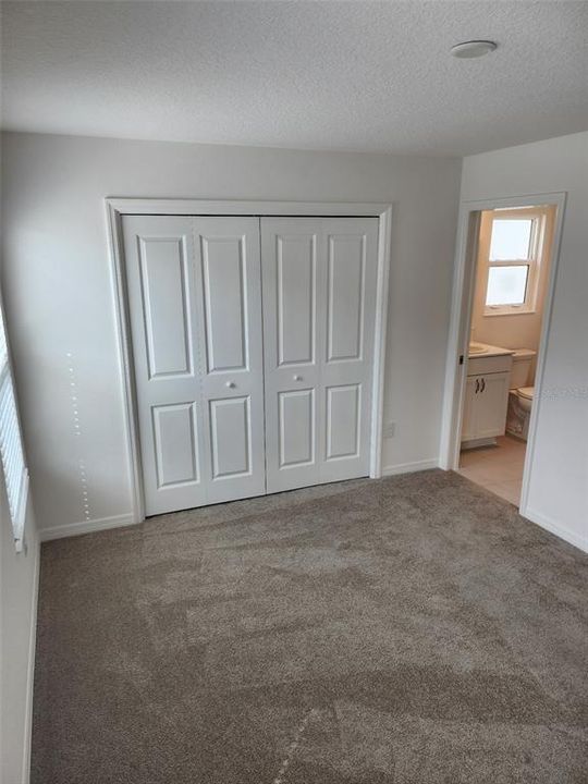 出租: $1,799 (2 贝兹, 2 浴室, 1000 平方英尺)