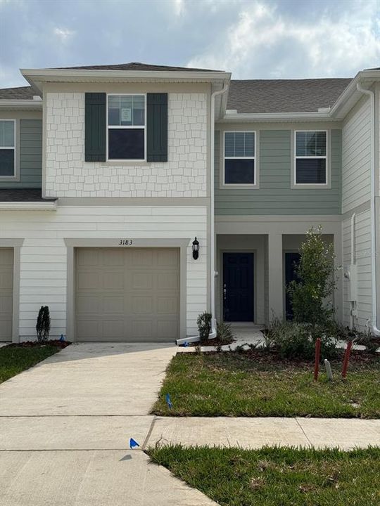 Recently Rented: $2,450 (3 beds, 2 baths, 1699 Square Feet)