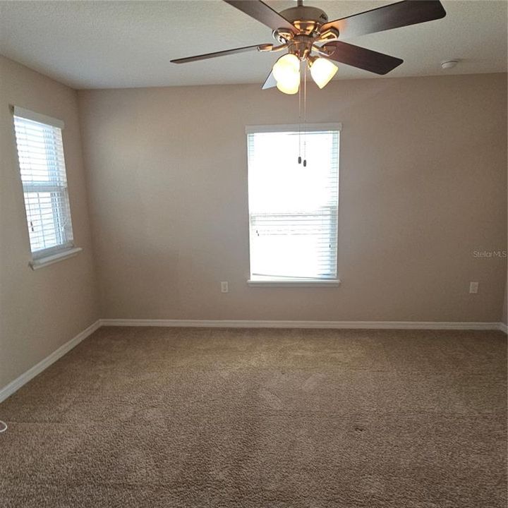 For Sale: $399,000 (3 beds, 3 baths, 2369 Square Feet)