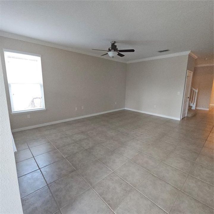 For Sale: $399,000 (3 beds, 3 baths, 2369 Square Feet)