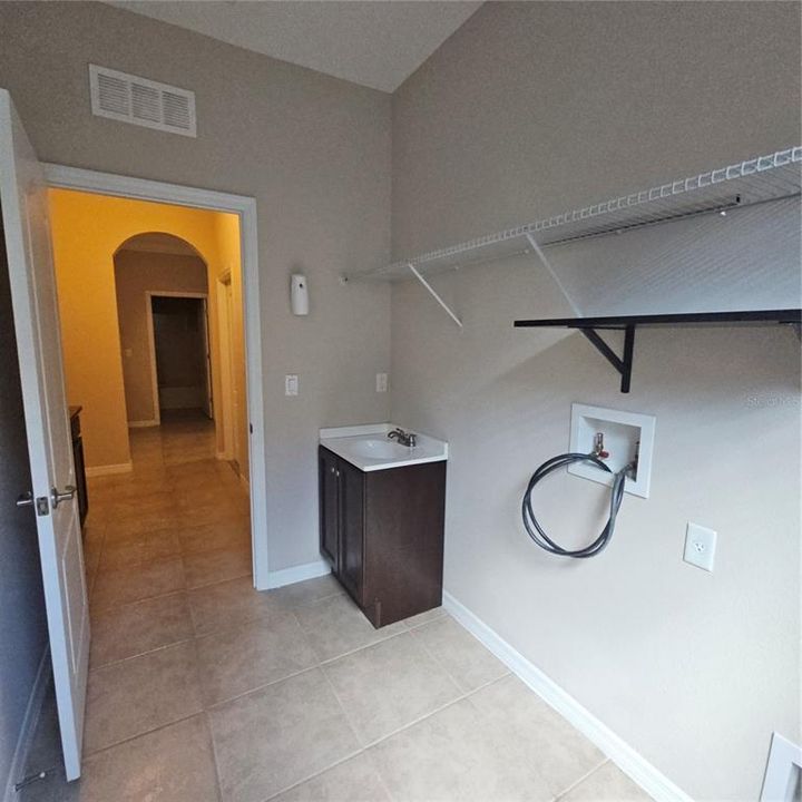 For Sale: $399,000 (3 beds, 3 baths, 2369 Square Feet)