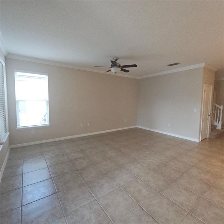 For Sale: $399,000 (3 beds, 3 baths, 2369 Square Feet)