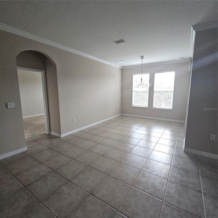 For Sale: $399,000 (3 beds, 3 baths, 2369 Square Feet)