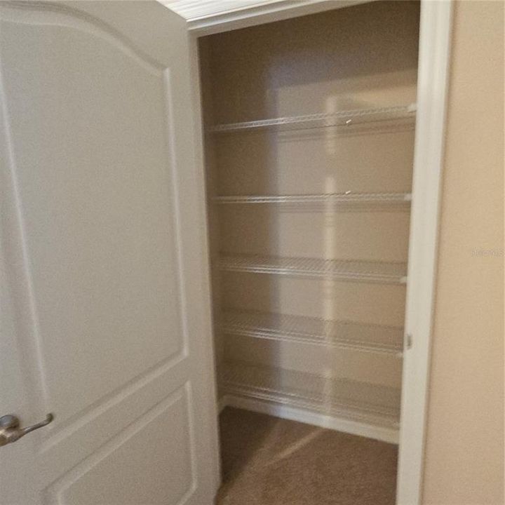 For Sale: $399,000 (3 beds, 3 baths, 2369 Square Feet)