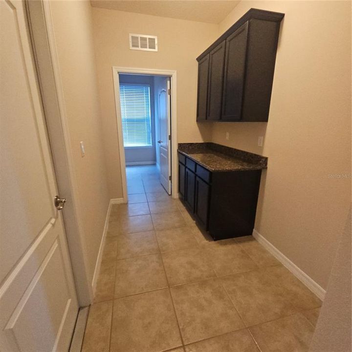 For Sale: $399,000 (3 beds, 3 baths, 2369 Square Feet)