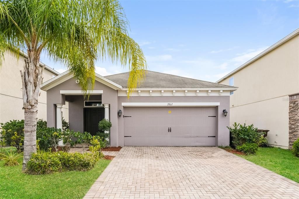 Recently Rented: $2,205 (3 beds, 2 baths, 1630 Square Feet)