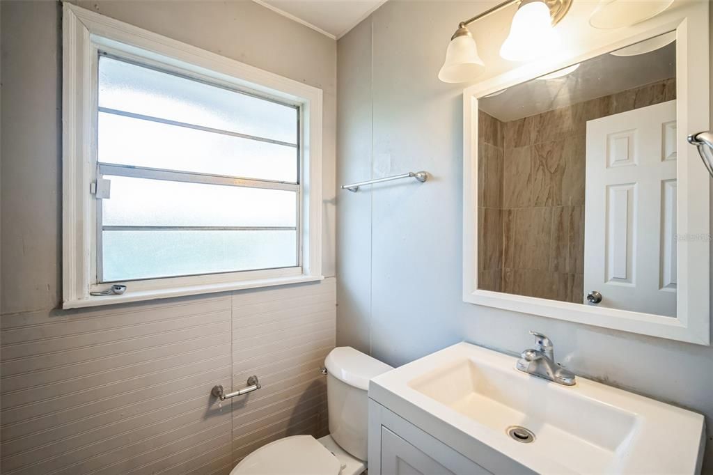 待售: $229,900 (3 贝兹, 1 浴室, 1268 平方英尺)