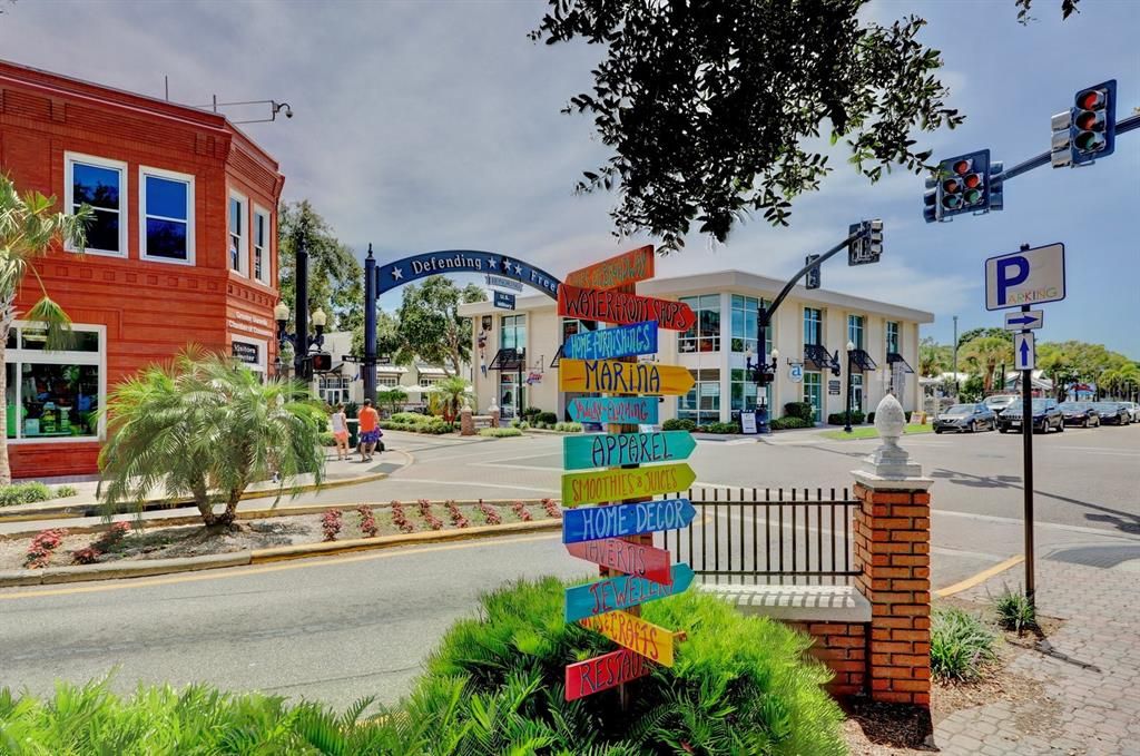 For Sale: $83,888 (1 beds, 1 baths, 655 Square Feet)