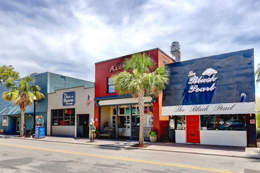 For Sale: $83,888 (1 beds, 1 baths, 655 Square Feet)