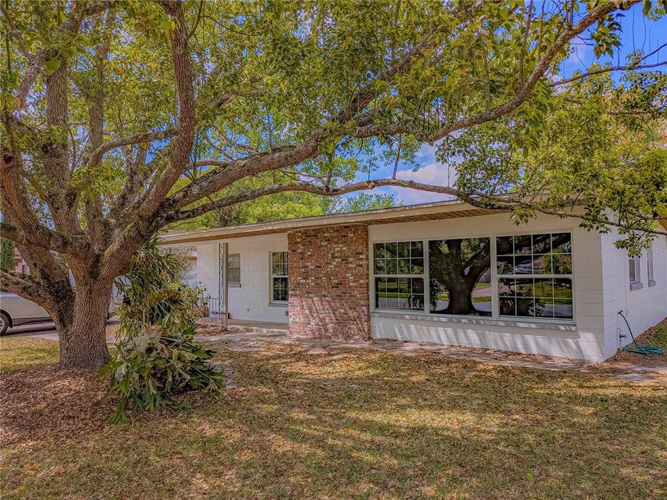 Vendido Recientemente: $285,000 (3 camas, 2 baños, 1166 Pies cuadrados)