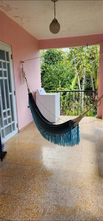 待售: $200,000 (3 贝兹, 1 浴室, 1178 平方英尺)