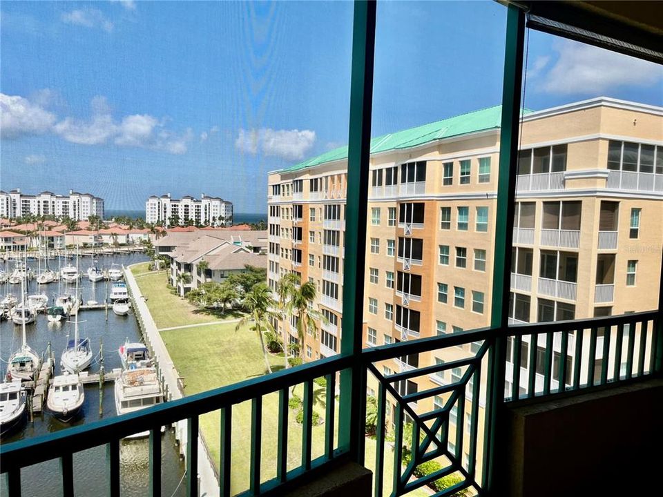 For Rent: $4,800 (2 beds, 2 baths, 1155 Square Feet)