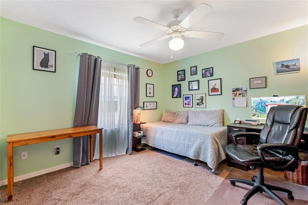 待售: $419,900 (4 贝兹, 2 浴室, 2247 平方英尺)