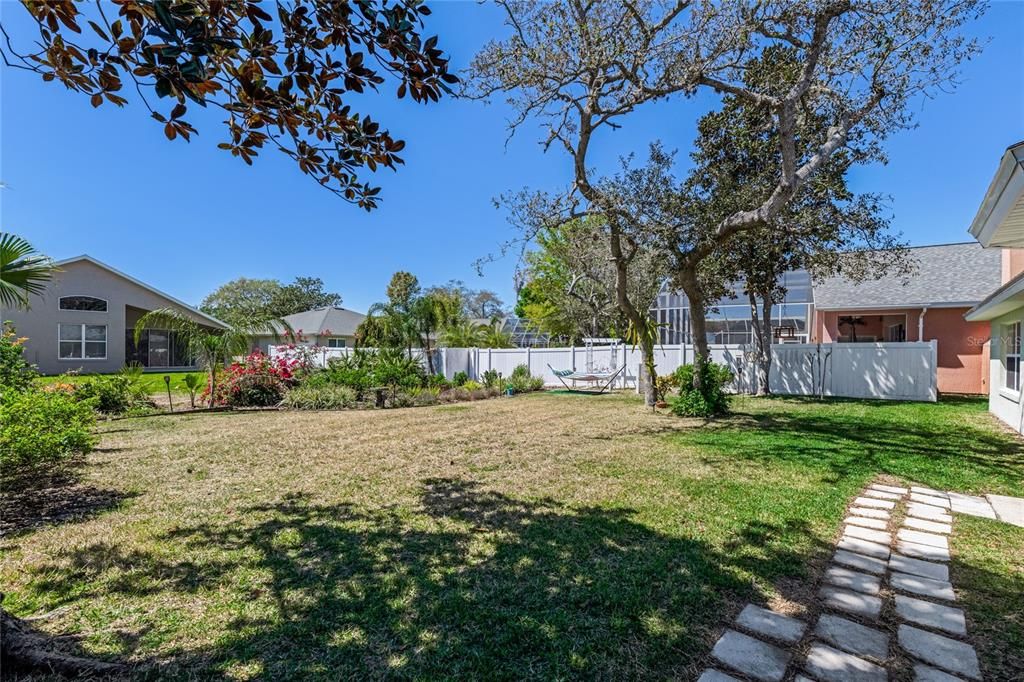 待售: $419,900 (4 贝兹, 2 浴室, 2247 平方英尺)