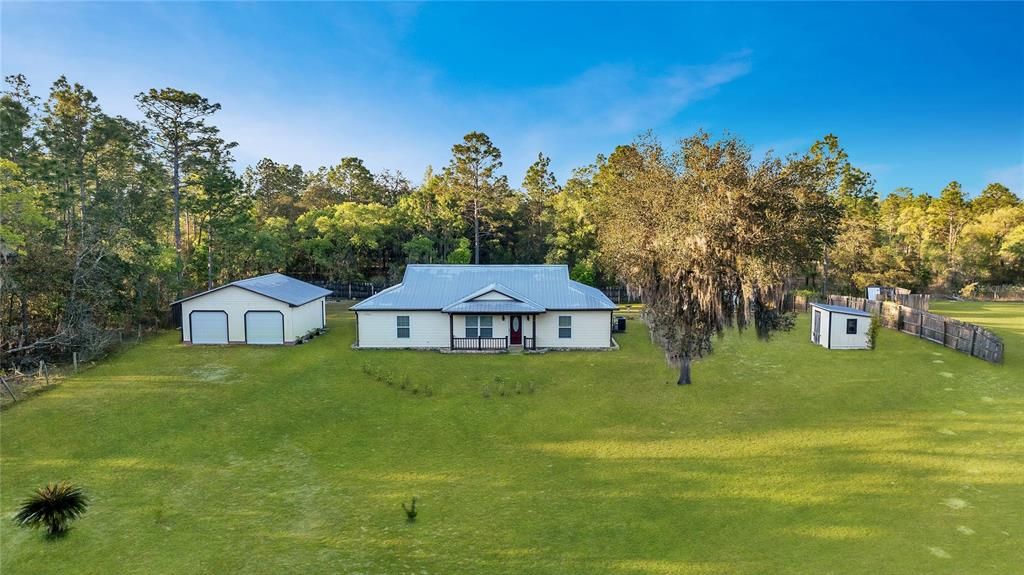 Recently Sold: $399,000 (3 beds, 2 baths, 1768 Square Feet)