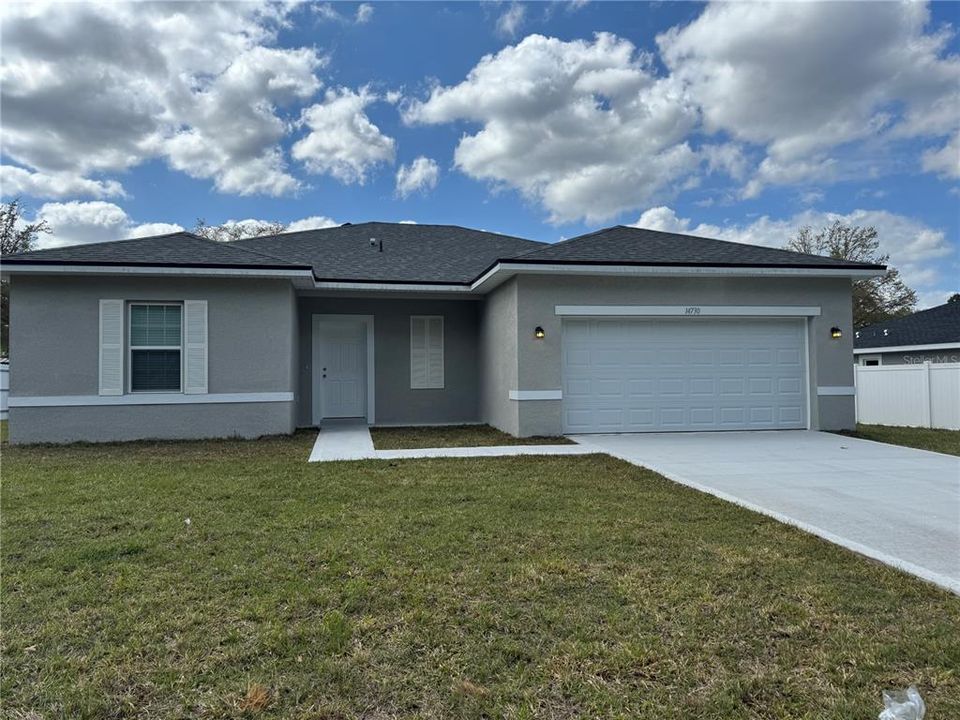 Recientemente alquilado: $2,000 (4 camas, 2 baños, 1696 Pies cuadrados)