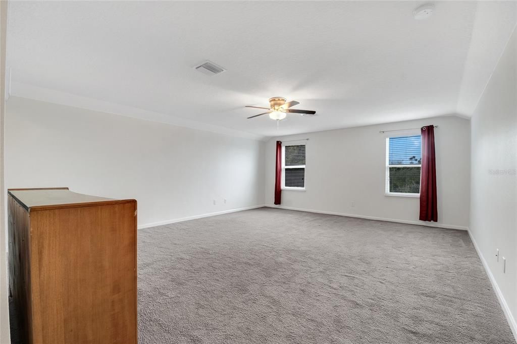 Active With Contract: $539,900 (4 beds, 3 baths, 2865 Square Feet)