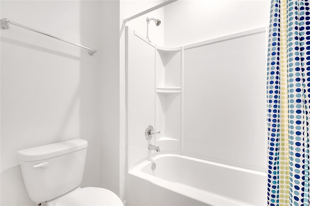 Active With Contract: $539,900 (4 beds, 3 baths, 2865 Square Feet)