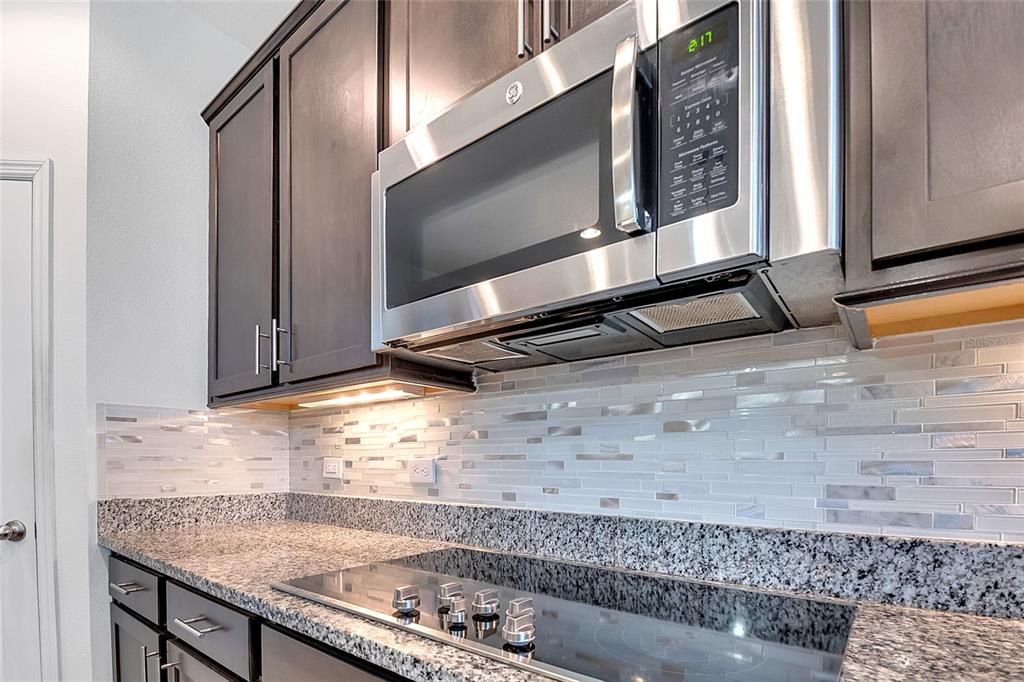 Active With Contract: $539,900 (4 beds, 3 baths, 2865 Square Feet)