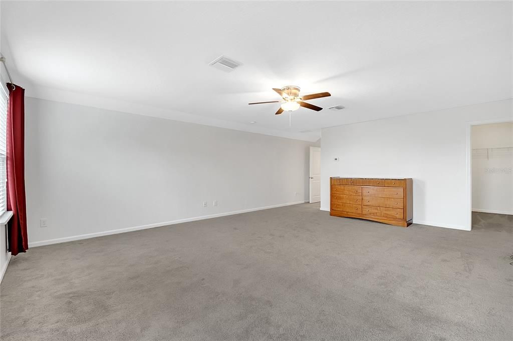 Active With Contract: $539,900 (4 beds, 3 baths, 2865 Square Feet)