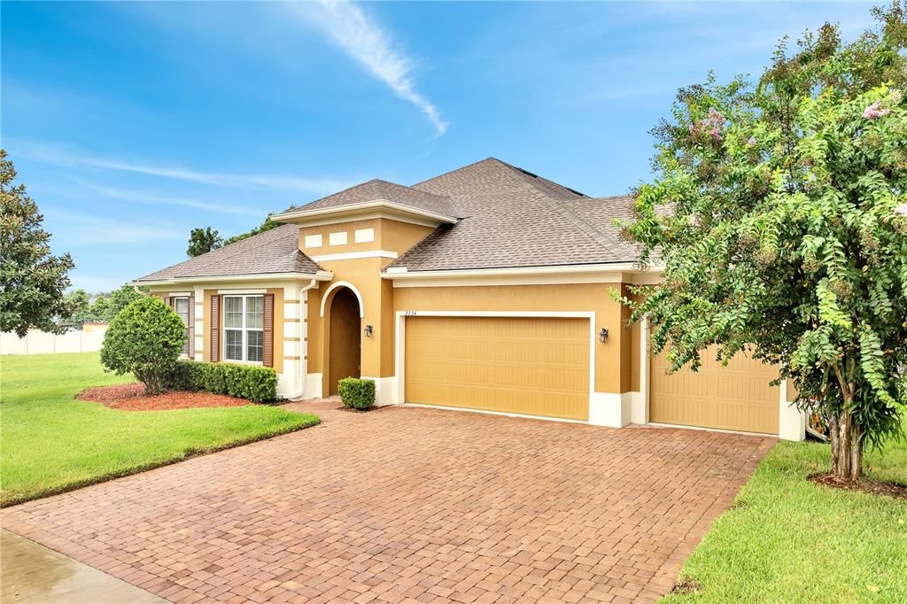 Active With Contract: $539,900 (4 beds, 3 baths, 2865 Square Feet)