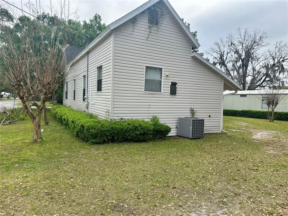 En Venta: $219,000 (6 camas, 4 baños, 2471 Pies cuadrados)