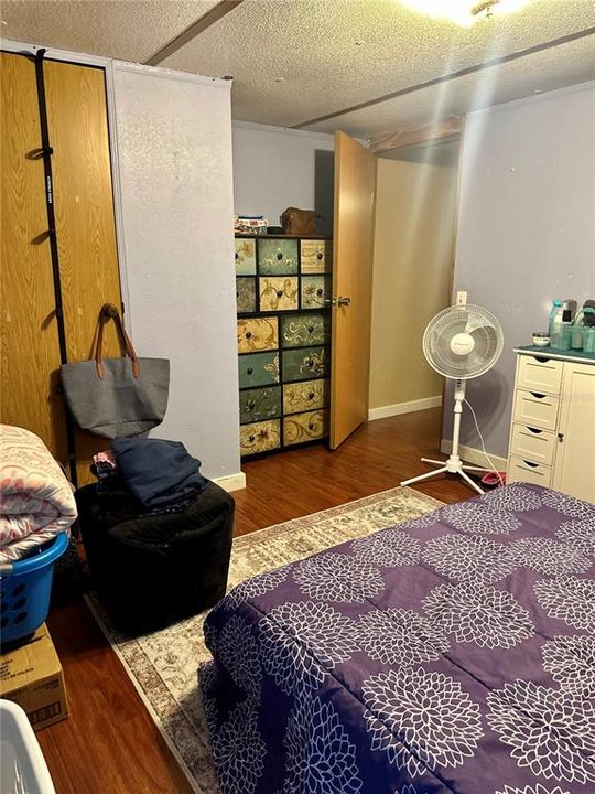 En Venta: $219,000 (6 camas, 4 baños, 2471 Pies cuadrados)