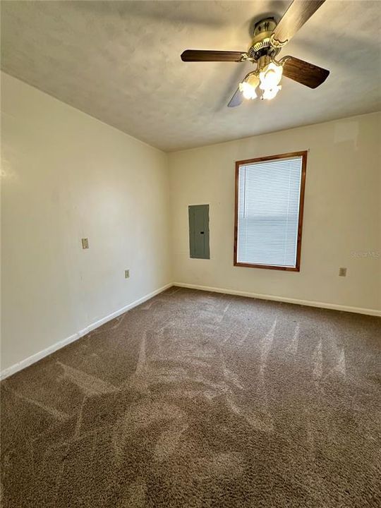 En Venta: $219,000 (6 camas, 4 baños, 2471 Pies cuadrados)