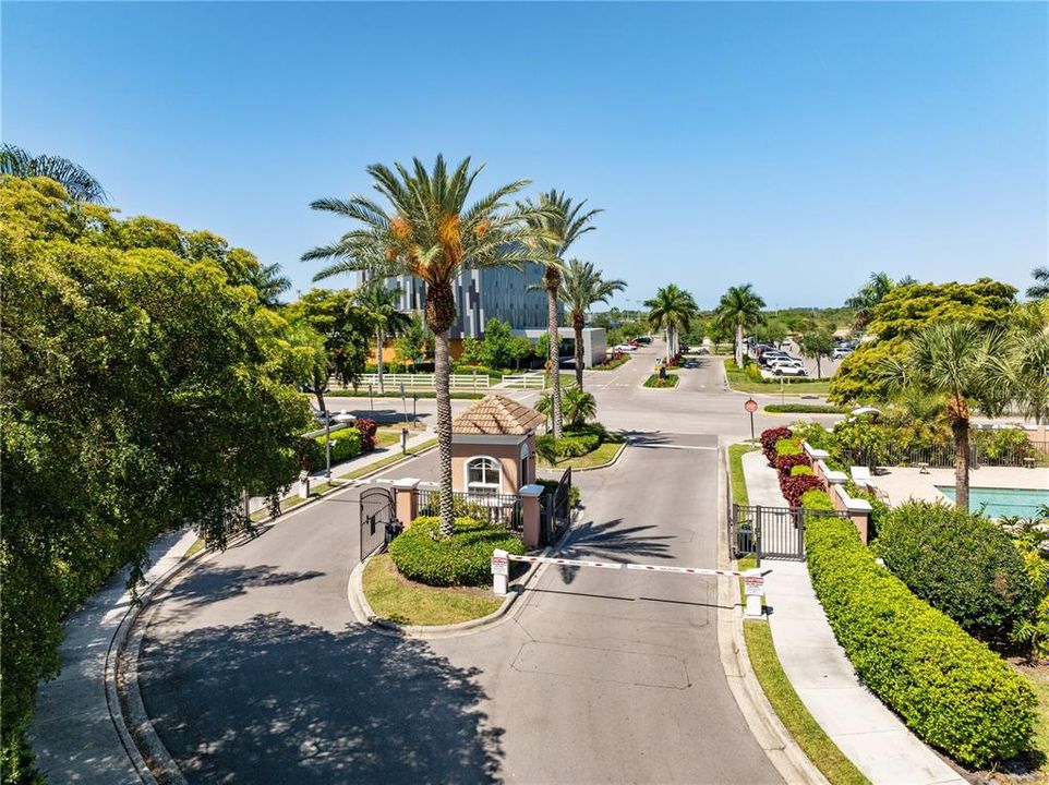 出租: $7,000 (4 贝兹, 3 浴室, 2719 平方英尺)