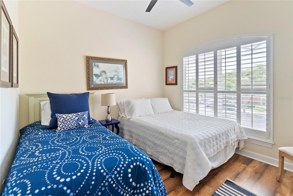 出租: $7,000 (4 贝兹, 3 浴室, 2719 平方英尺)