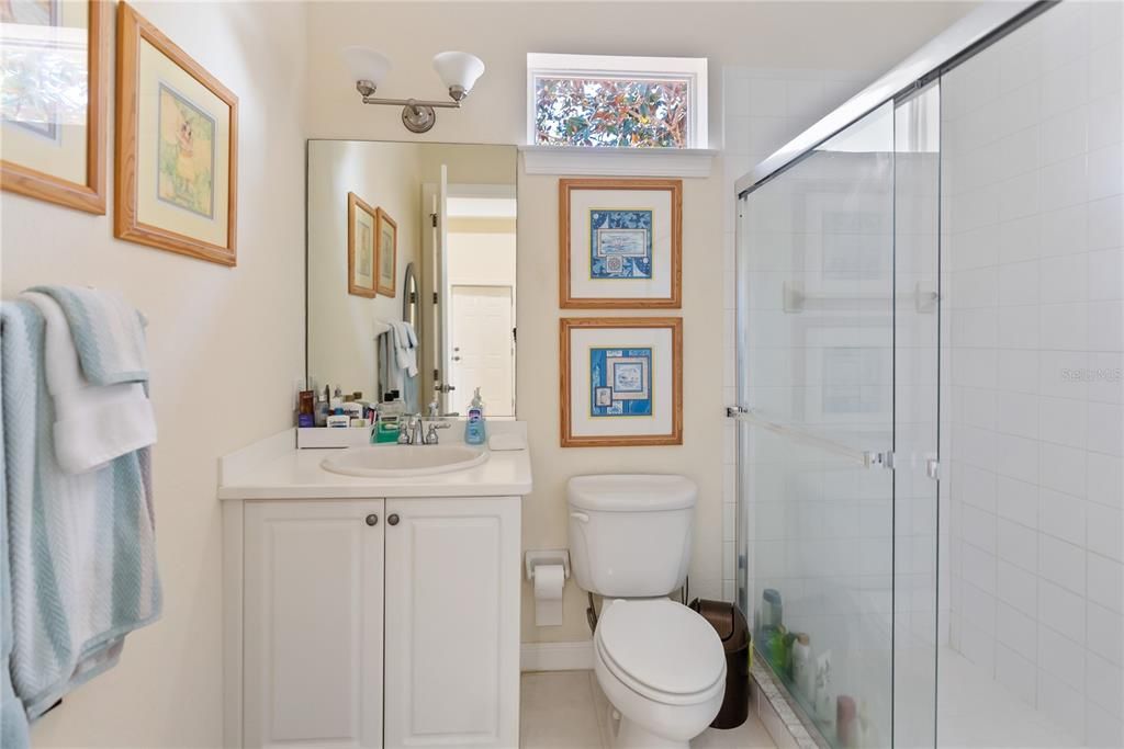 出租: $7,000 (4 贝兹, 3 浴室, 2719 平方英尺)