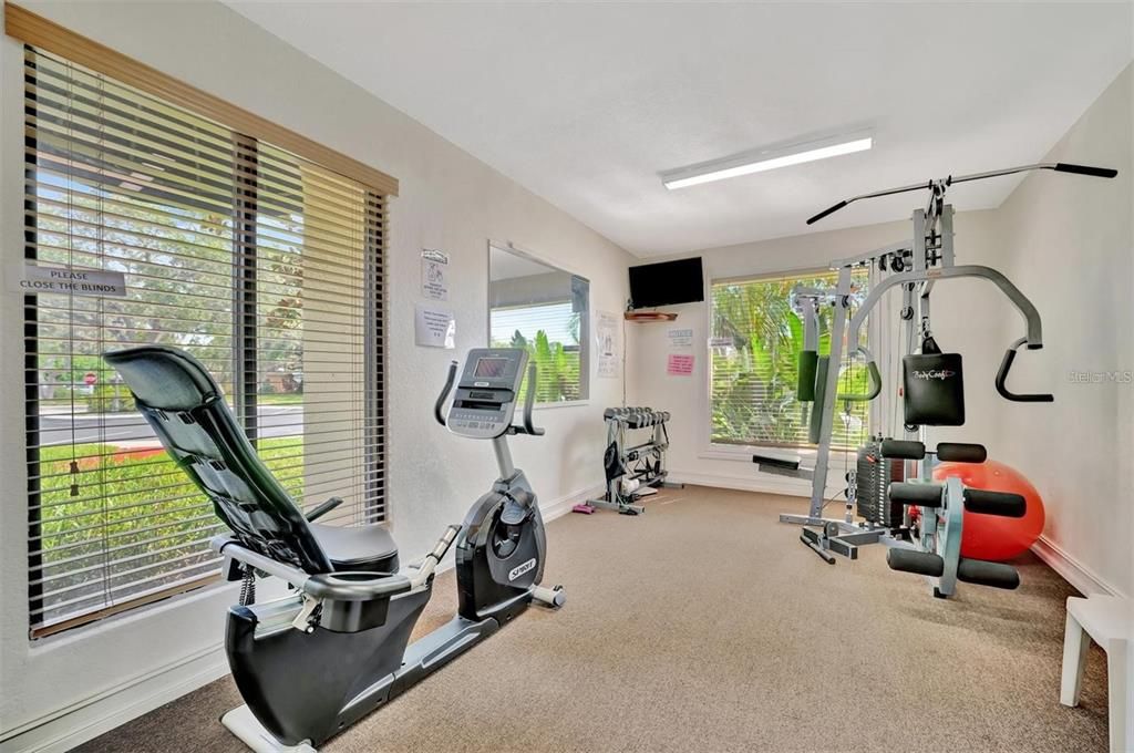 Active With Contract: $2,850 (3 beds, 2 baths, 1200 Square Feet)