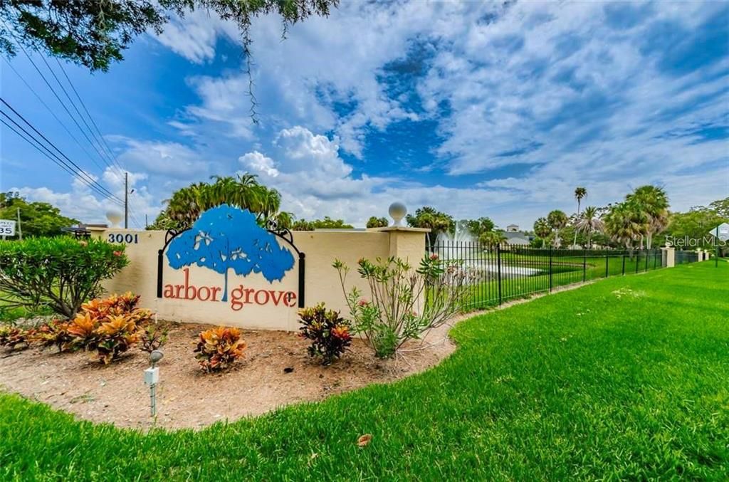 Active With Contract: $2,850 (3 beds, 2 baths, 1200 Square Feet)