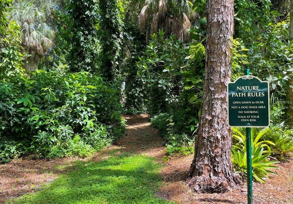 Active With Contract: $2,850 (3 beds, 2 baths, 1200 Square Feet)