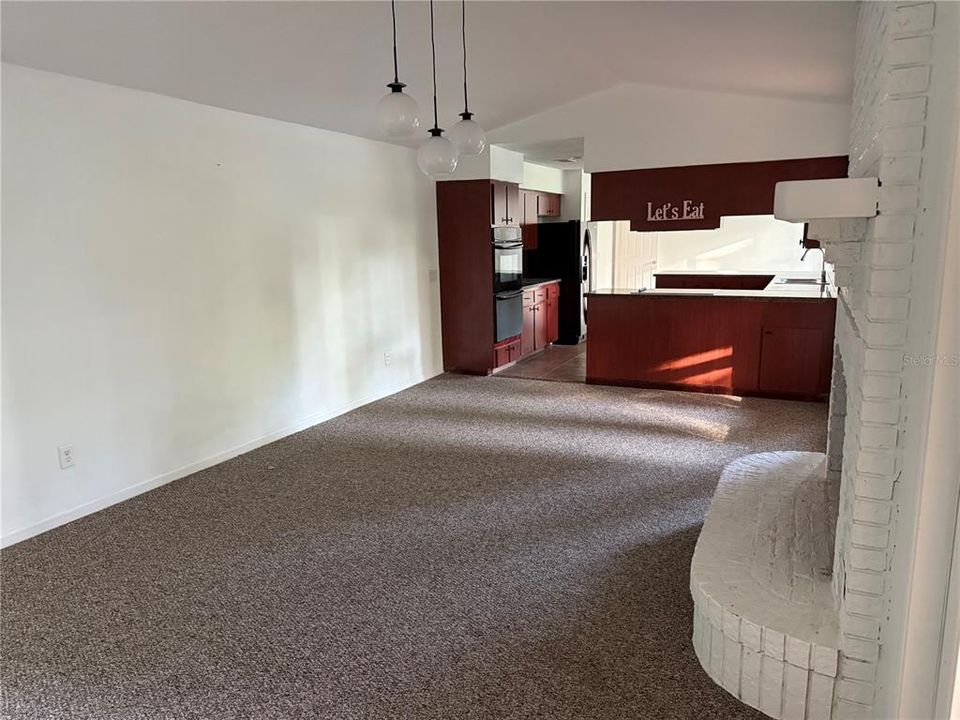 В аренду: $4,500 (4 спален, 2 ванн, 2588 Квадратных фут)