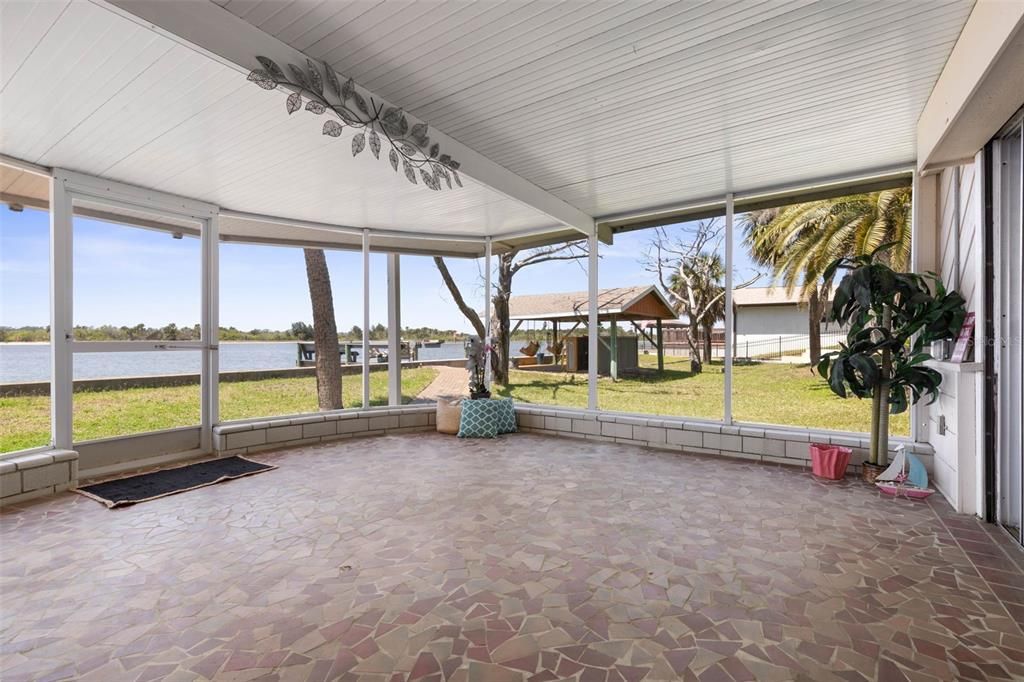 На продажу: $999,000 (2 спален, 2 ванн, 1897 Квадратных фут)