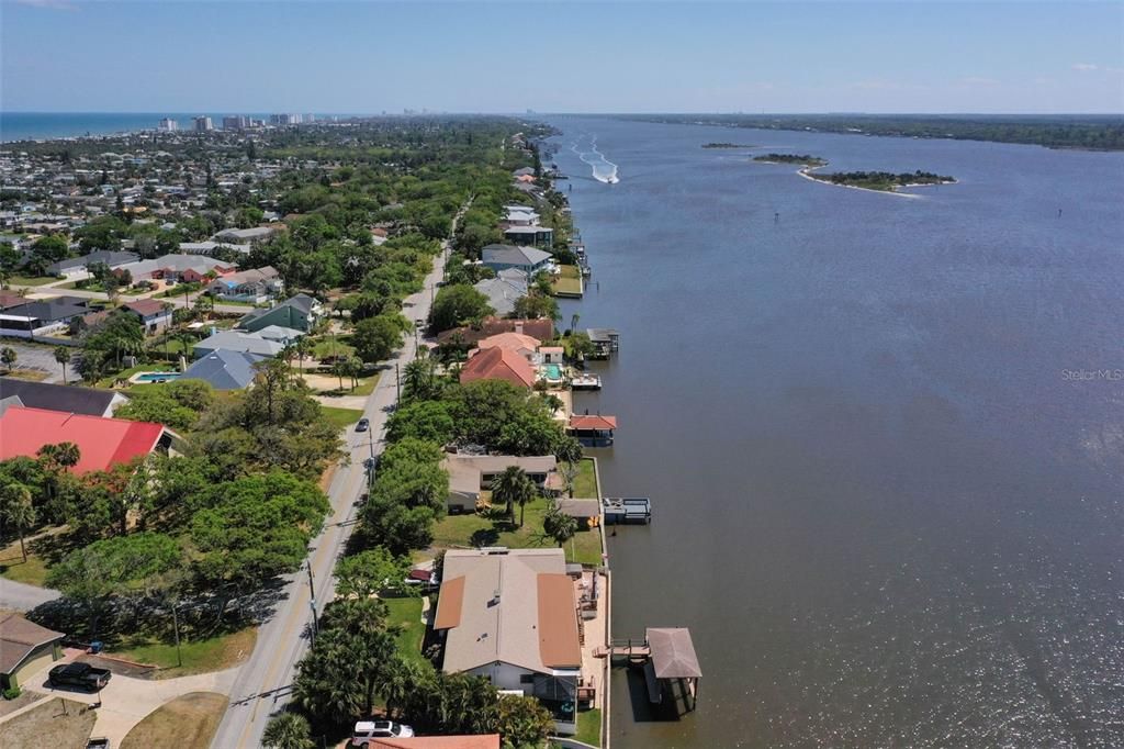 На продажу: $999,000 (2 спален, 2 ванн, 1897 Квадратных фут)