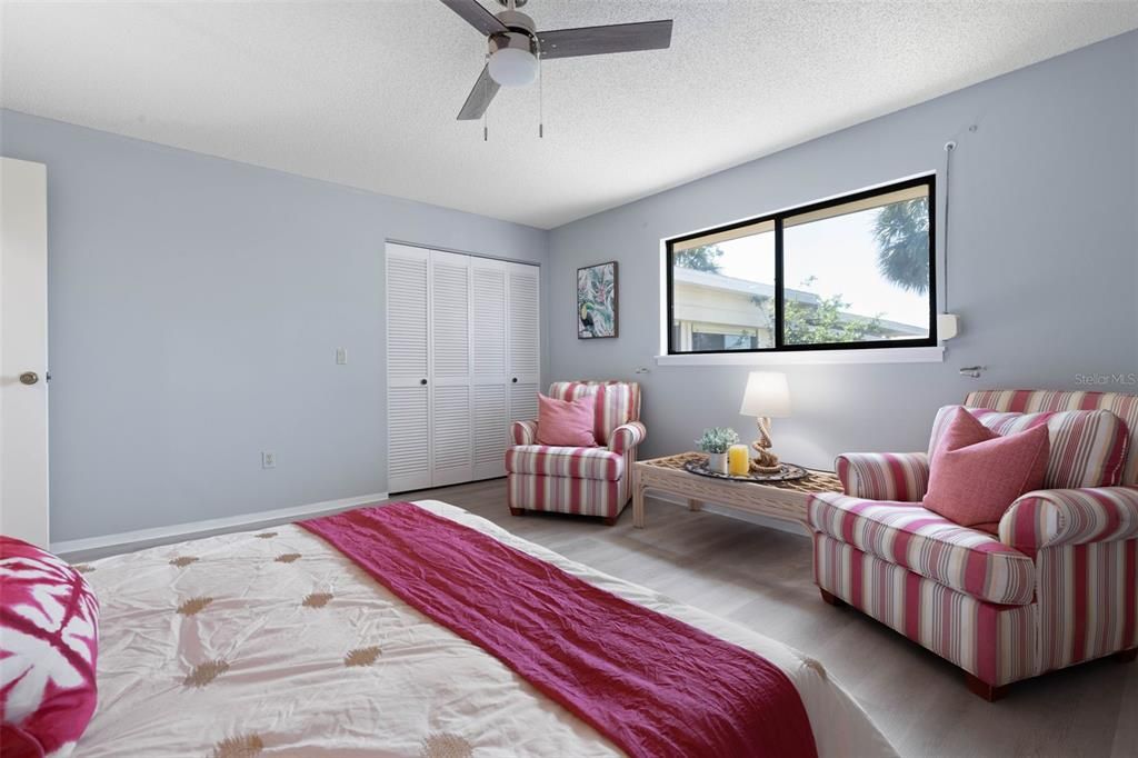 На продажу: $999,000 (2 спален, 2 ванн, 1897 Квадратных фут)