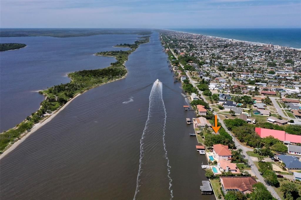 На продажу: $999,000 (2 спален, 2 ванн, 1897 Квадратных фут)