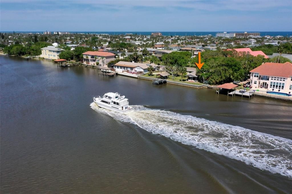 На продажу: $999,000 (2 спален, 2 ванн, 1897 Квадратных фут)