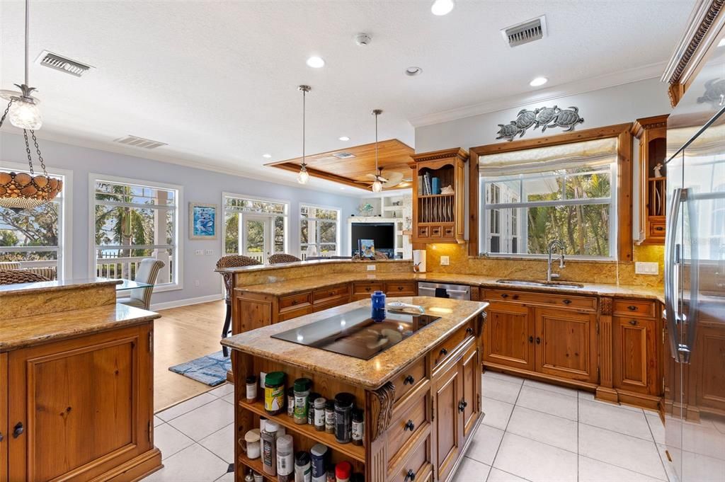 En Venta: $4,750,000 (3 camas, 2 baños, 5326 Pies cuadrados)