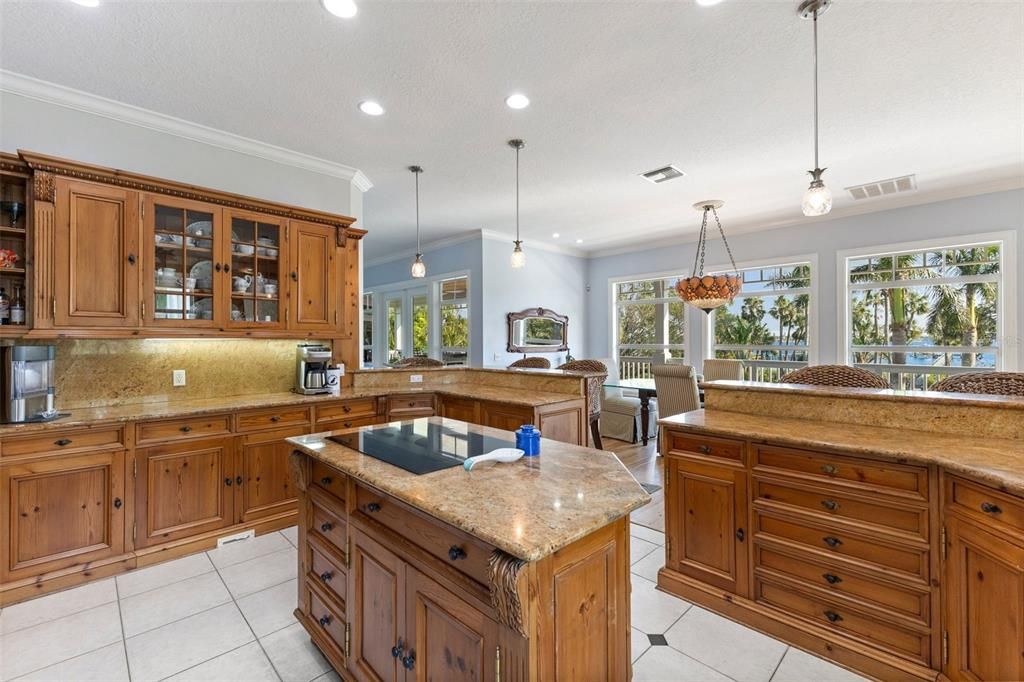 En Venta: $4,750,000 (3 camas, 2 baños, 5326 Pies cuadrados)