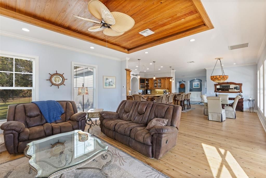 En Venta: $4,750,000 (3 camas, 2 baños, 5326 Pies cuadrados)