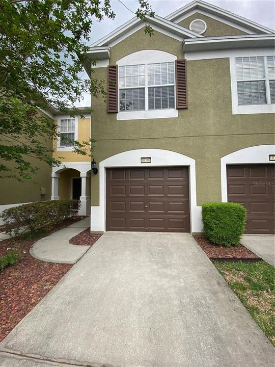 Recently Rented: $2,350 (3 beds, 2 baths, 1622 Square Feet)