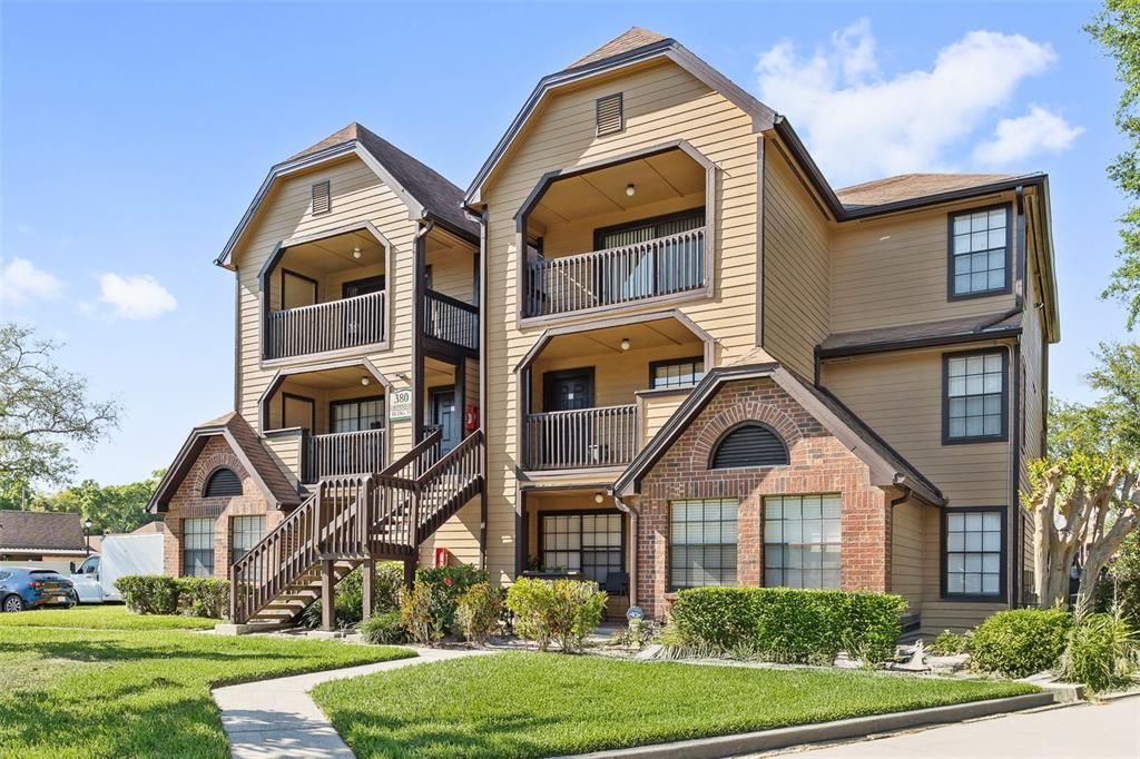 Recently Sold: $135,000 (1 beds, 1 baths, 644 Square Feet)