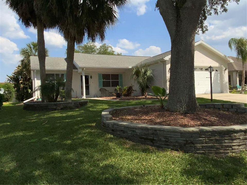 Recently Sold: $275,000 (2 beds, 2 baths, 1248 Square Feet)